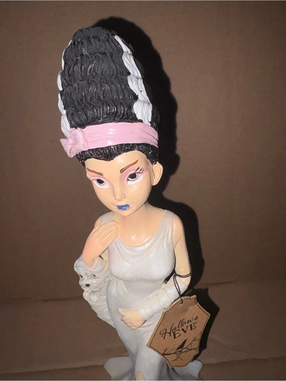 BRIDE OF FRANKENSTEIN WITH HER DOG HALLOWEEN DECOR
